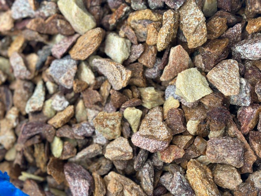 Златолит персиковый декоративная каменная крошка купить в Наро-Фоминску