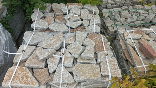 Плитняк гранитный галтованный купить в Наро-Фоминску