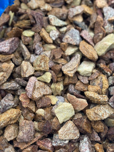 Златолит персиковый декоративная каменная крошка купить в Наро-Фоминску