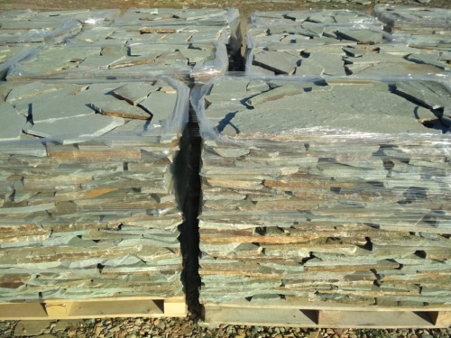 Плитняк златолит зелёный для цоколя, отмостки купить в Наро-Фоминску