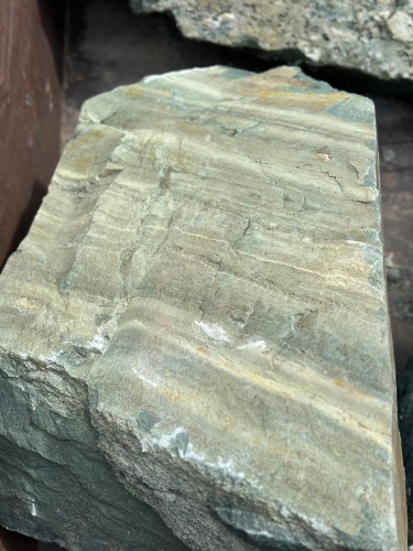 Ландшафтные глыбы зелёные 200-500 килограмм купить в Наро-Фоминску