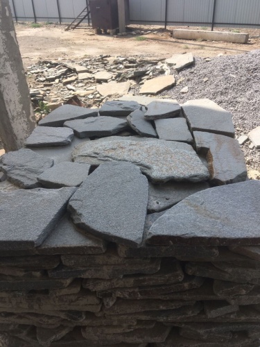 Златолит серебристый галтованный для лестниц купить в Наро-Фоминску